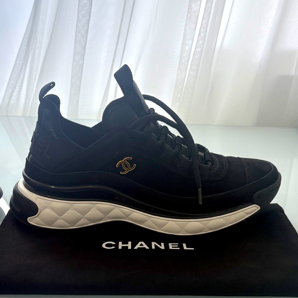 CHANEL 2025 collection suede black sneakers.
